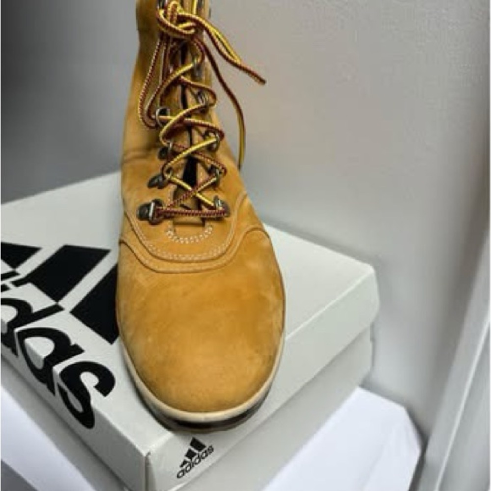 Timberland Women's Lace-Up Tan Wedge Boots - Picture 5 of 7